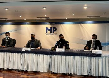 Capturan a elementos policiales implicados en allanamiento ilegal