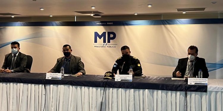 Capturan a elementos policiales implicados en allanamiento ilegal