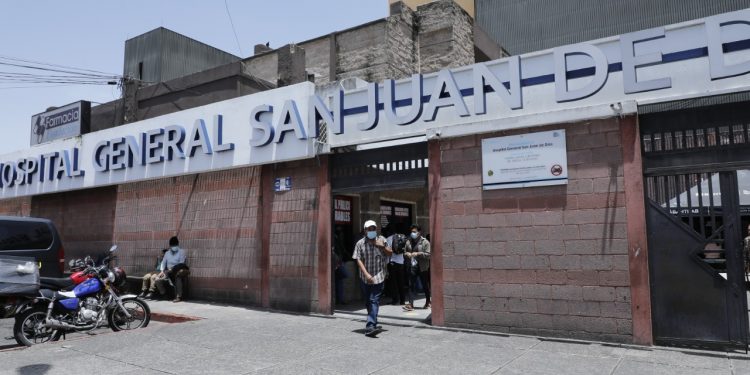 Hospital General San Juan de Dios, en zona 1 y el IGSS solo atenderán emergencias el 16 de septiembre.