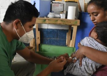 La-atencion-es-salud-es-uno-de-los-beneficios-que-llevan-las-jornadas-moviles-de-secrvicios-integardos-de-la-SCEP.-