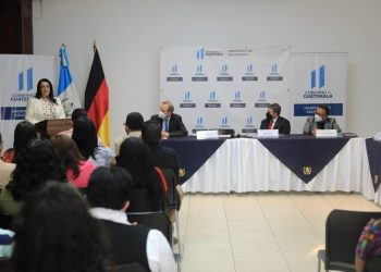 Lanzan Maestría de Políticas Educativas para docentes guatemaltecos