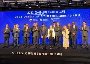 Ministro de Agricultura participa en el Foro de Cooperación futura en Corea del Sur