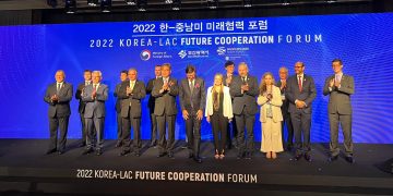 Ministro de Agricultura participa en el Foro de Cooperación futura en Corea del Sur