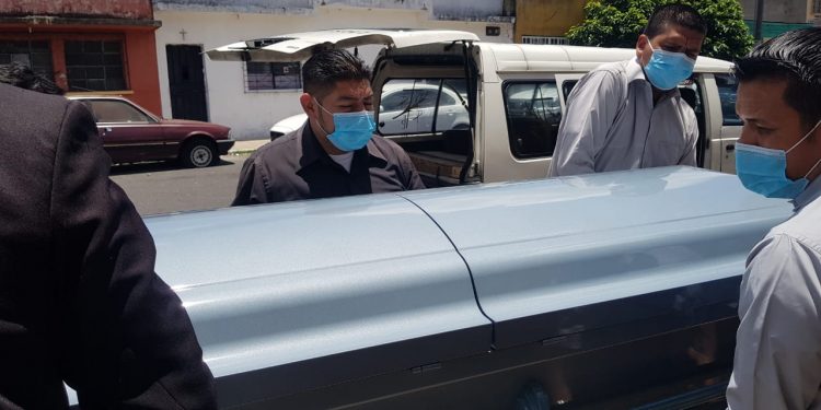 Repatrian los cuerpos de dos guatemaltecos que perdieron la vida en San Antonio, Texas