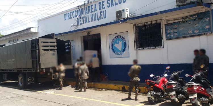 Área de Salud de Retalhuleu recibe 35 congeladores
