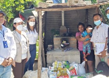 Familias vulnerables de El Progreso se benefician con raciones alimenticias
