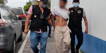 Uno de los capturados acusado de violencia contra la mujer.