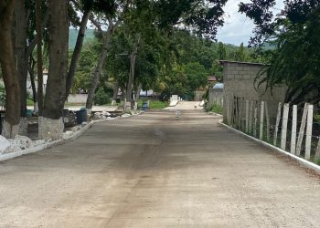 Continúa la optimización de caminos rurales en Zacapa