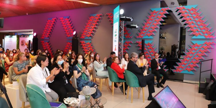 Anuncian el primer Summit de Mujeres Exportadoras en Cobán