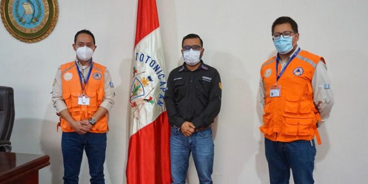 Conred socializa plataforma territorial de diálogo para la gestión de riesgos en Totonicapán