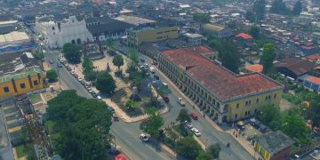 Cobán anuncia nuevas medidas contra la propagación del COVID-19