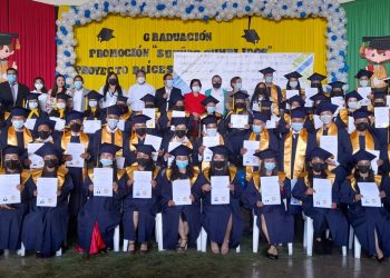 Más de 100 jóvenes de San Marcos concluyen formación en modalidades flexibles