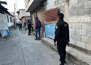 Fuerzas de seguridad efectúan más de 30 allanamientos y una requisa en centro carcelario