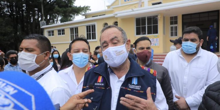 COVID-19: Mandatario reitera la importancia de la vacunación y las medidas de bioseguridad
