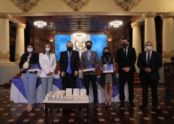 Entregan reconocimientos a ganadores del diseño del edificio icónico de la Inspección General del Trabajo