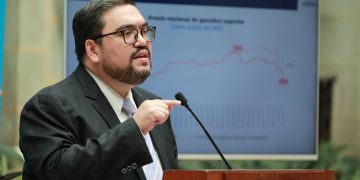 MEM: Precios de los combustibles no regresarán a la normalidad si persiste la crisis entre Rusia y Ucrania