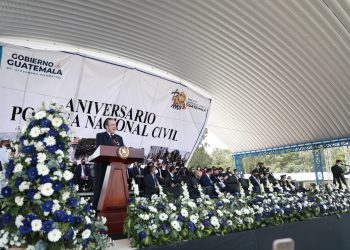 Presidente felicita a la PNC por su 25 aniversario