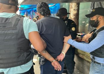 Detienen a responsables de amenazar a ciudadanos en las cercanías del Hospital Roosevelt