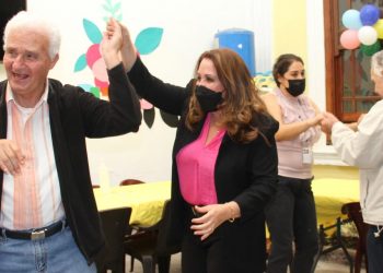 Programa Mis años dorados, realizó actividades para los adultos mayores.