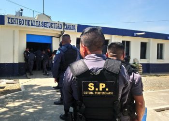 Efectúan requisa sorpresiva en Centro de Máxima Seguridad El Infiernito