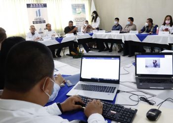 autoridades de ambiente crean estratefias para el cuidado de fuentes hidricas