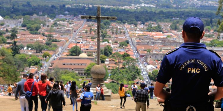 Se espera visita de 40 mil turistas salvadoreños durante fiestas agostinas