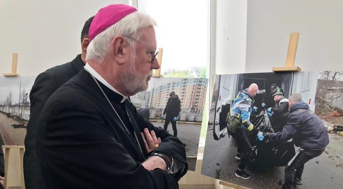 Vaticano no descarta un viaje del Papa a Kiev en agosto