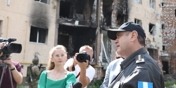 Medios internacionales destacan visita del presidente Giammattei a Ucrania