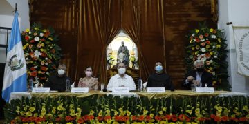 Presentan informe de avances sobre atención en las obras sociales del Santo Hermano Pedro 