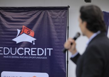 Lanzan EduCredit, programa que otorga créditos blandos para el aprendizaje de inglés