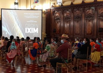 Entregan Orden Ixim a Edolfo Eligio Guerra Barahona