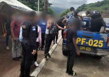 Remiten a Migración a 59 extranjeros por ingreso irregular al país