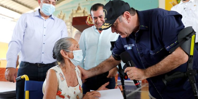 Beneficiarios del Programa del Adulto Mayor