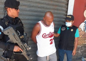 Van 80 salvadoreños expulsados del país por diferentes delitos