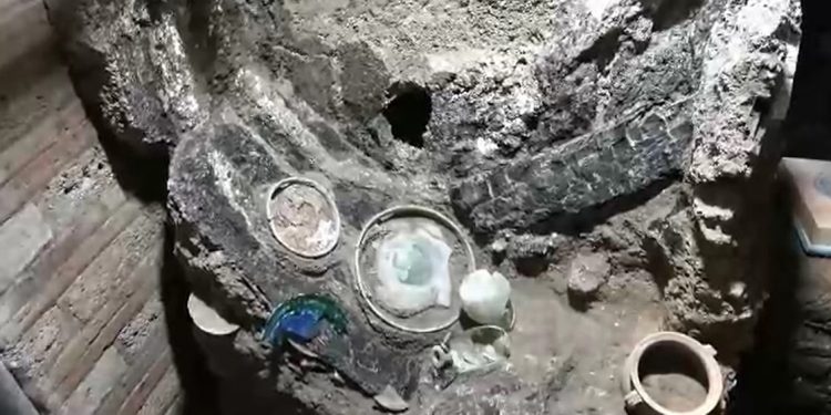 Descubren apartamentos de la "clase media" en Pompeya