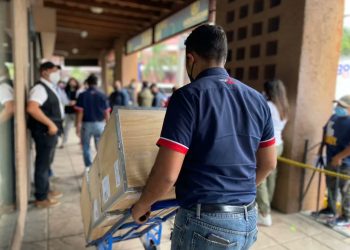 Migración coordina envío de 40 mil cartillas para emisión de pasaportes