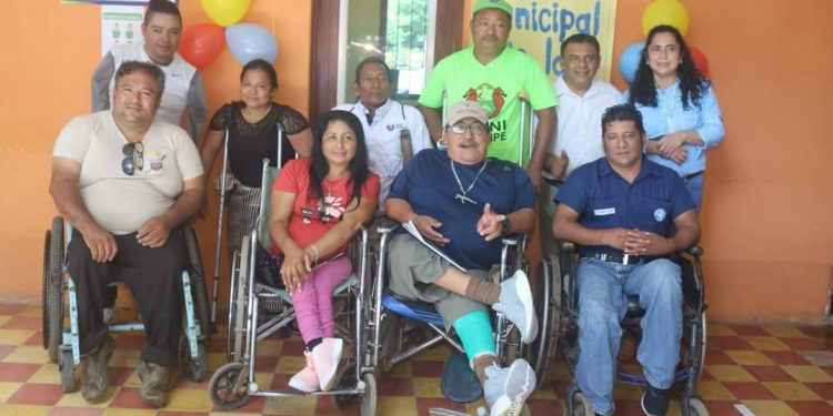 Oficina municipal de discapacidad coadyuva al desarrollo social en Champerico