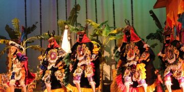 Ballet Moderno y folclórico de Guatemala.