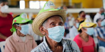 Mandatario anuncia que se incluirán más de 38 mil nuevos beneficiarios al PAM este año