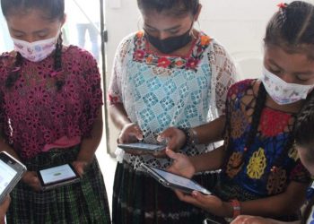 La tecnología en el aula es fundamental para el Gobierno de Guatemala.