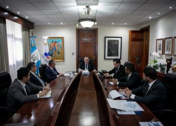 Reunión de seguimiento a proyectos ministeriales.