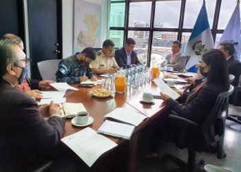 Efectúan reunión para discutir sobre medidas migratorias