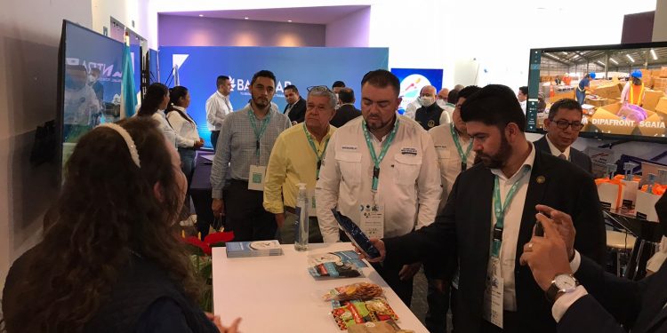 Promocionan productos con Sello Blanco en Congreso Marítimo Portuario del Pacífico