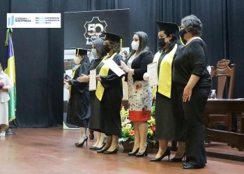 Acto de Graduación Niñeras