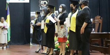 Acto de Graduación Niñeras