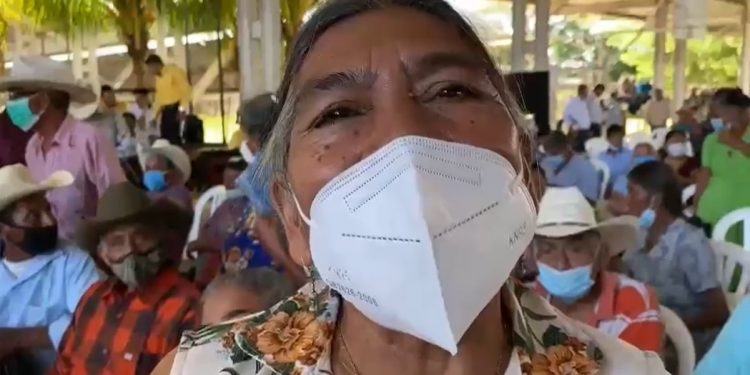 Adultos mayores y agricultores chiquimultecos agradecen apoyo del Gobierno