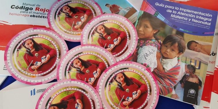 Salud refuerza prevención y manejo de hemorragia obstétrica