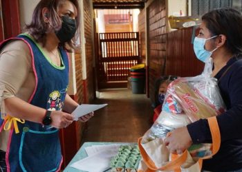 Niñez de Totonicapán recibe alimentación escolar