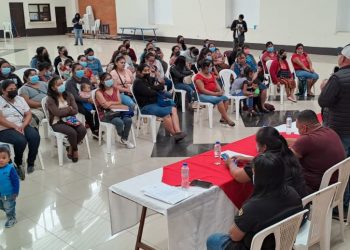 Beca Artesano empodera a madres de familia de Chimaltenango