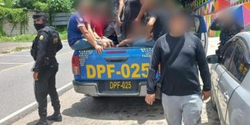 Remiten a Migración a 98 extranjeros por ingreso irregular al país